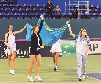 Kazakhstan’s national women’s tennis team has won its way into the playoffs of the international Federation Cup. 1361323626